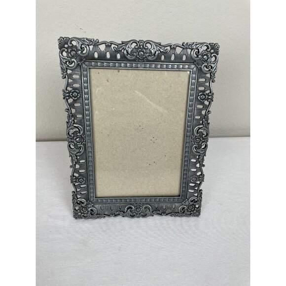 Ornate Floral Pewter Colored Frame For 4.5” X 6.5” Photo Silver Romantic - Picture 2 of 9